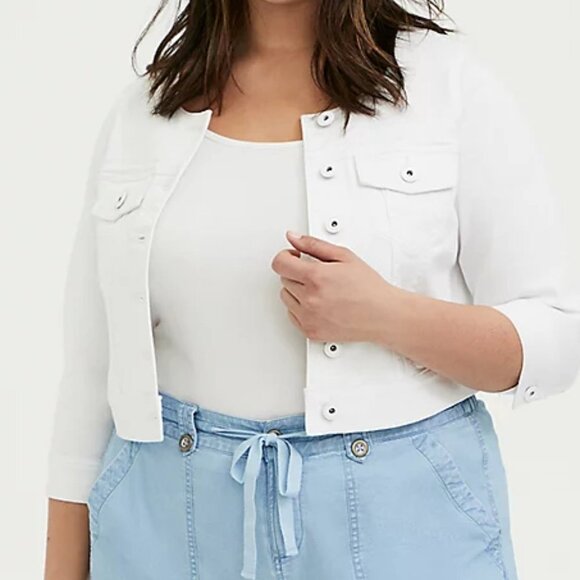 🆕 3X WHITE CROP COLLARLESS DENIM JACKET - Picture 2 of 5